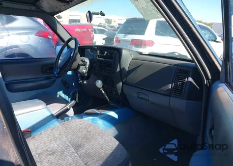 1998 Jeep Cherokee Se from USA, damaged, VIN 1J4FT28S3WL282431